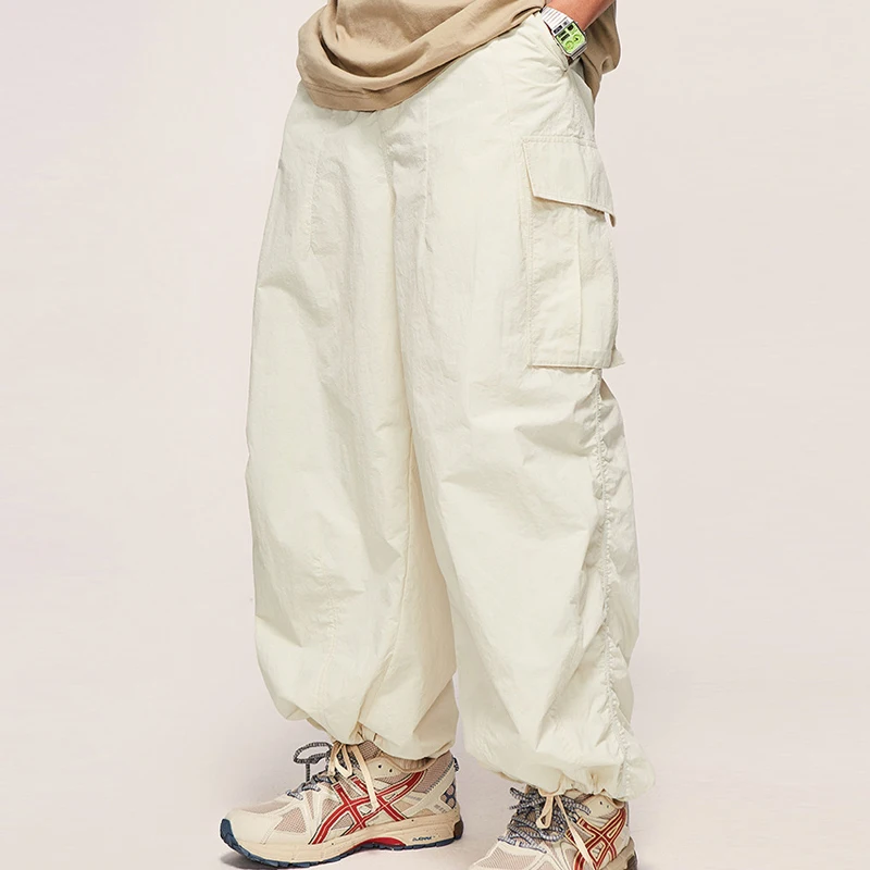 Custom logo 290gsm 100%nylon Baggy Pants Cargo Pocket Windbreak Fabric Trouser Pants Parachute Pants Men