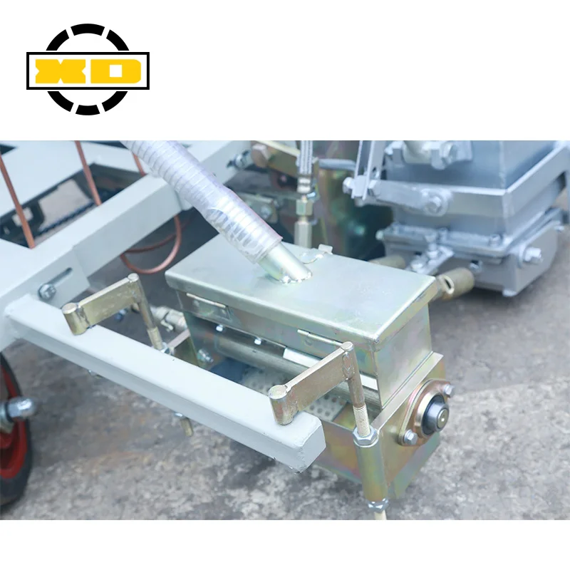 
High Quality /XIANDAI/ Brand Highway Curve Hand Push Hot Melt Road Marking Machine 