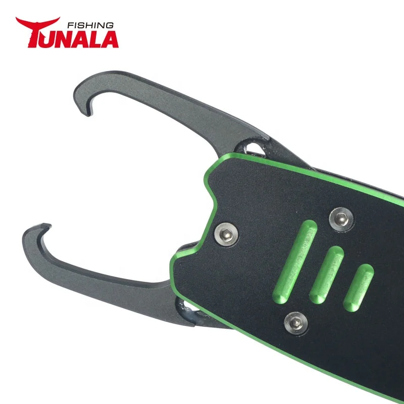 Wholesale Multi-purpose Fish Gripper with Scale , Fishing Grabber Gripper ,Green,Blue