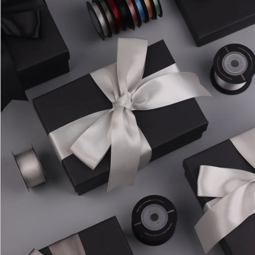 Индивидуальная Акция черная складная коробка конфет с лентой доставка картон Заказная бумага для упаковки подарка коробки с пользовательским логотипом