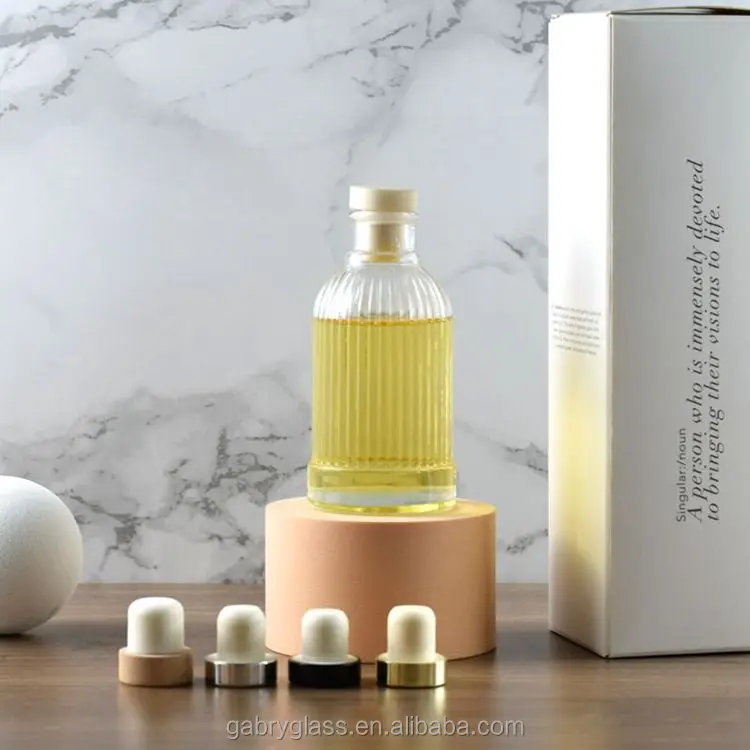 Wholesale Rome Shape Vertical Stripes Reed Table Glass Diffuser Bottle