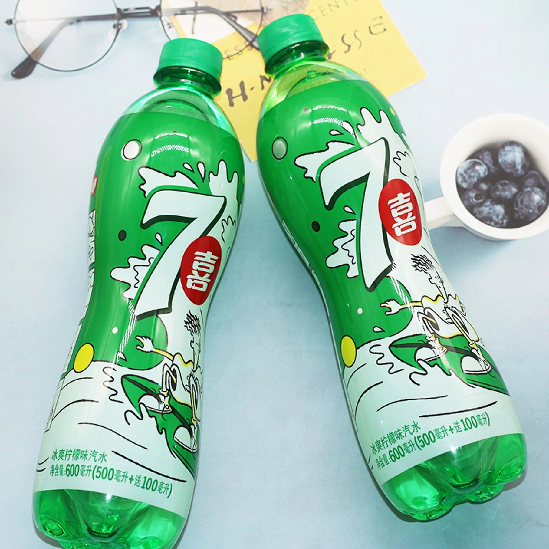 Охлаждающий фруктовый напиток соды 7UP с лимонным вкусом 600 мл * 24 бутылки