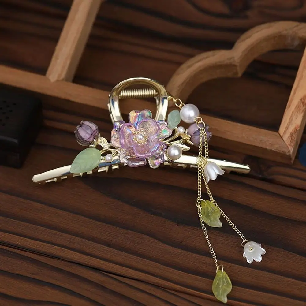 Ancient Wind Flowers Large Lily Of The Valley Grabbing Hair Clip Shark Clips Acrylic Flower Tassel Jewelry