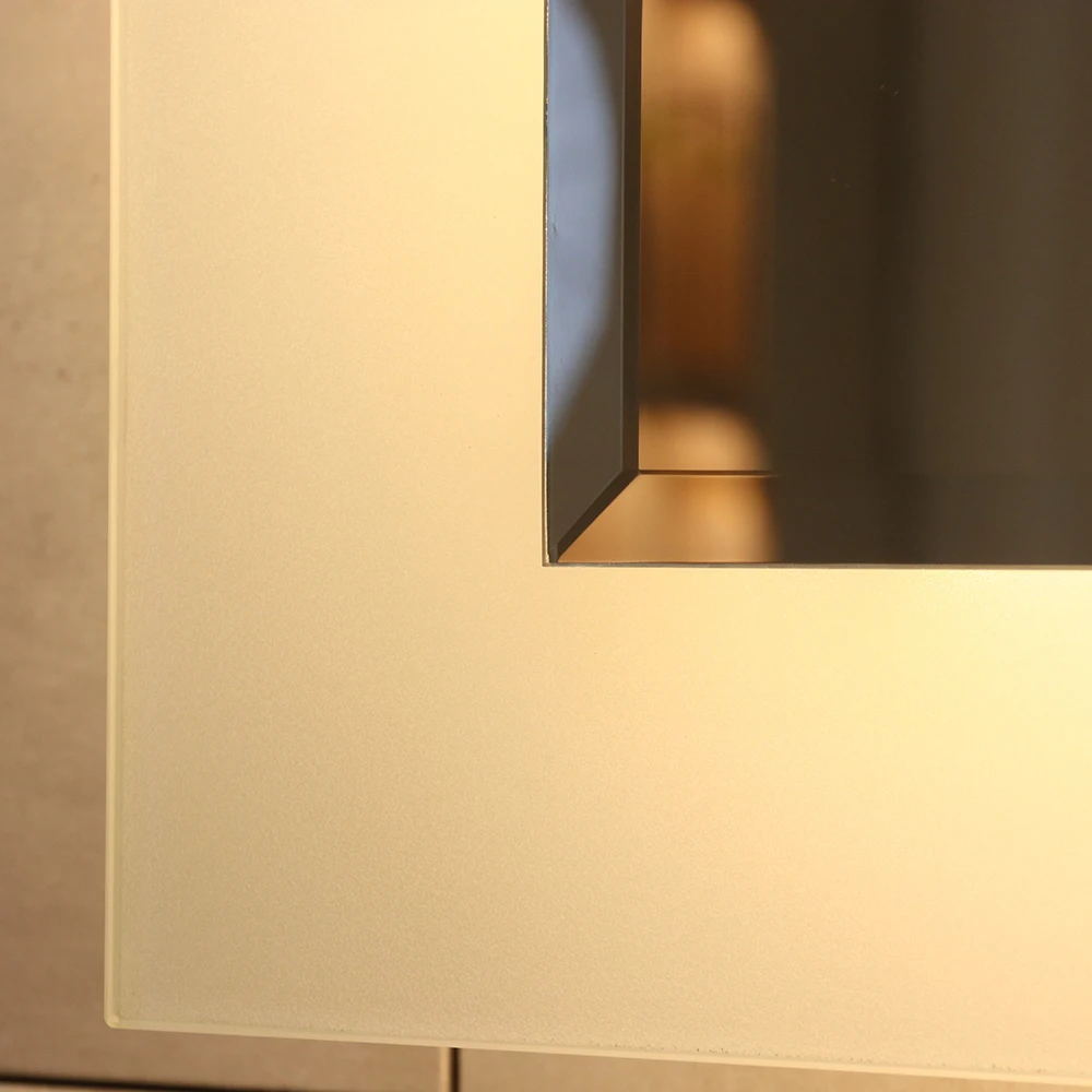 Увеличительное зеркало для ванной со светодиодной подсветкой