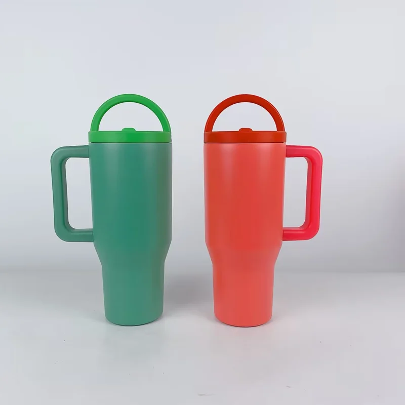 Customized Spot Goods Christmas Gifts 40oz Tumbler double wall Leakproof 32 Adventure Traveler Car Cup Vacuum