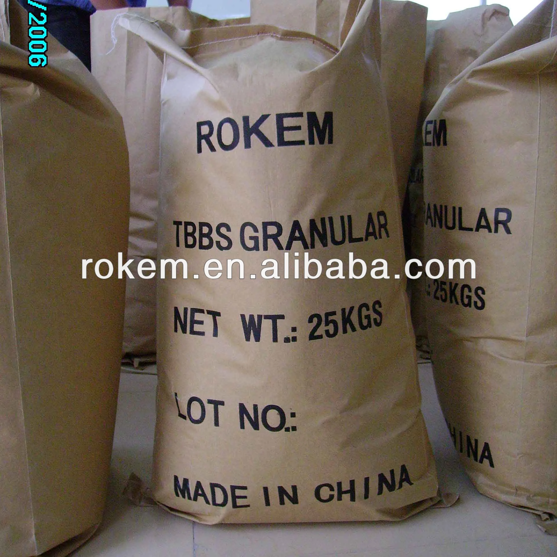 accelerator tbbs/ N-Tertiarybutyl-2-benzothiazole sulfennamide