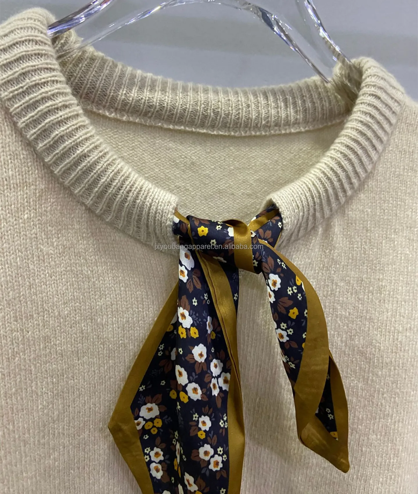 2023 autumn new arrival long sleeve open chest scarves short cardigan solid cable knit women sweater coat