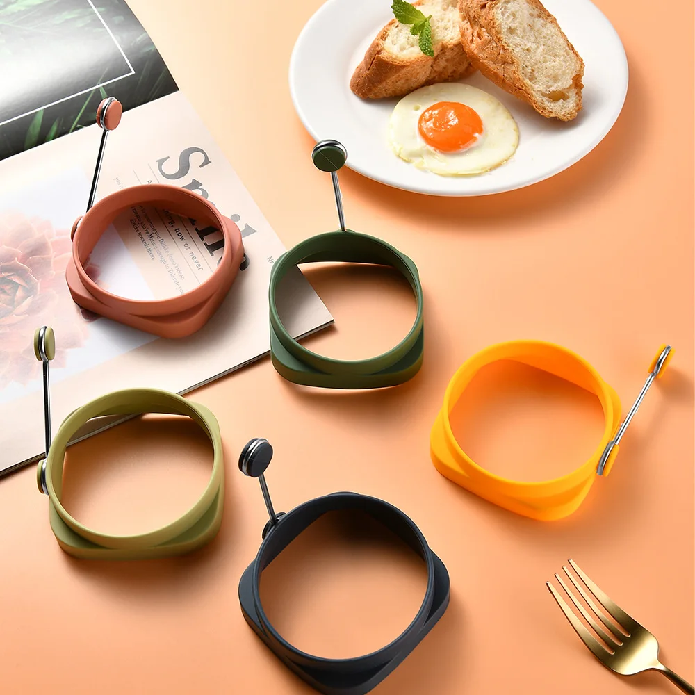 Food Grade Small Fried Eggs SS 304 Holder Colored Round Shape Heat Resistant Silicone Steamed Egg Tool
