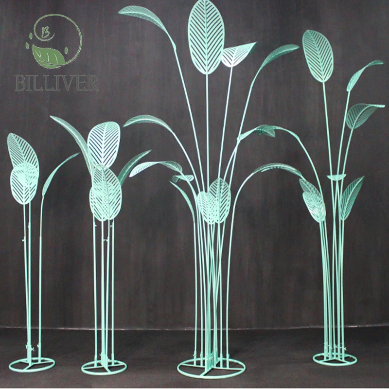 2023 New Wedding Props Golden Banana Tree 12heads Wrought Iron Wedding Stage Decoration Ornaments Led Factory Outlets