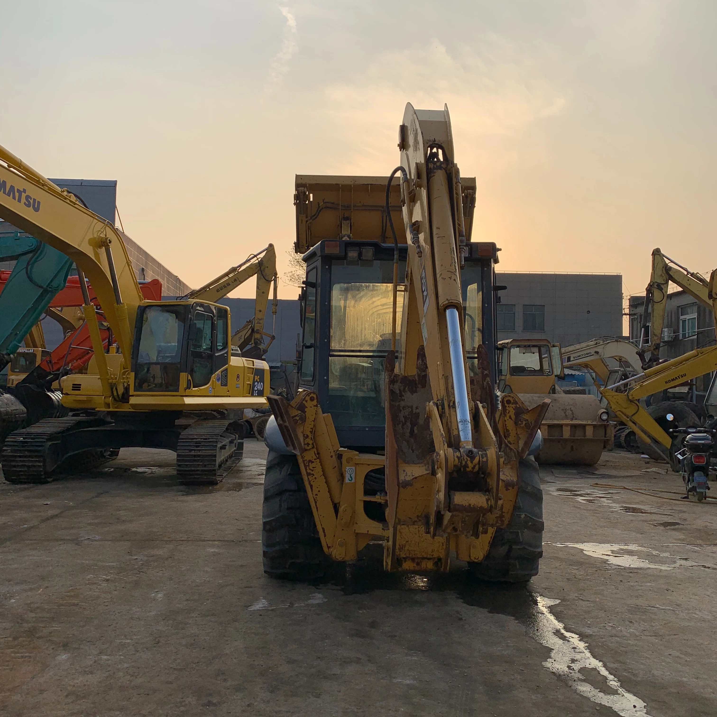 rcm used JCB 3CX With 4 in 1 bucket  used backhoe loader  with cheap price