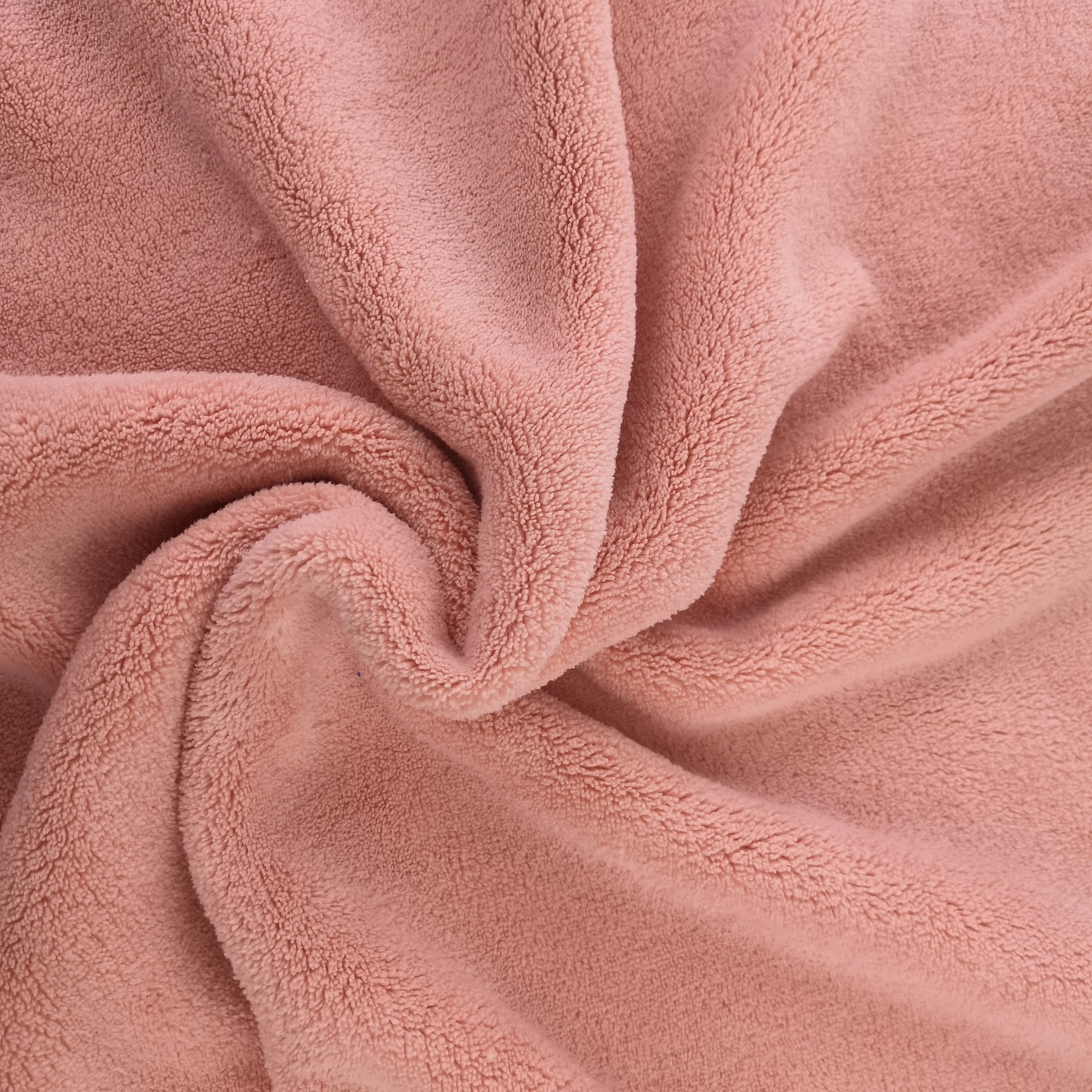 300gsm Warp Luxury Microfiber Coral Fleece Fabric  Used for Cloth Bath Towel Hair-drying and Blanket Cloth In Roll