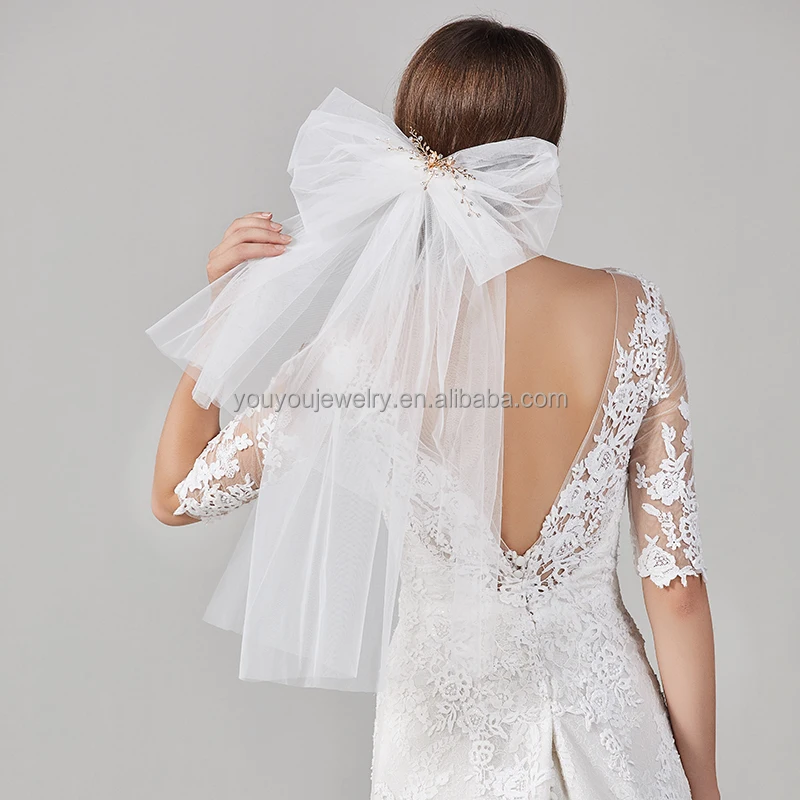 Cheaper Two Layer Simple Short Bridal Accessories Veils Soft Tulle Butterfly Wedding Veils With Comb