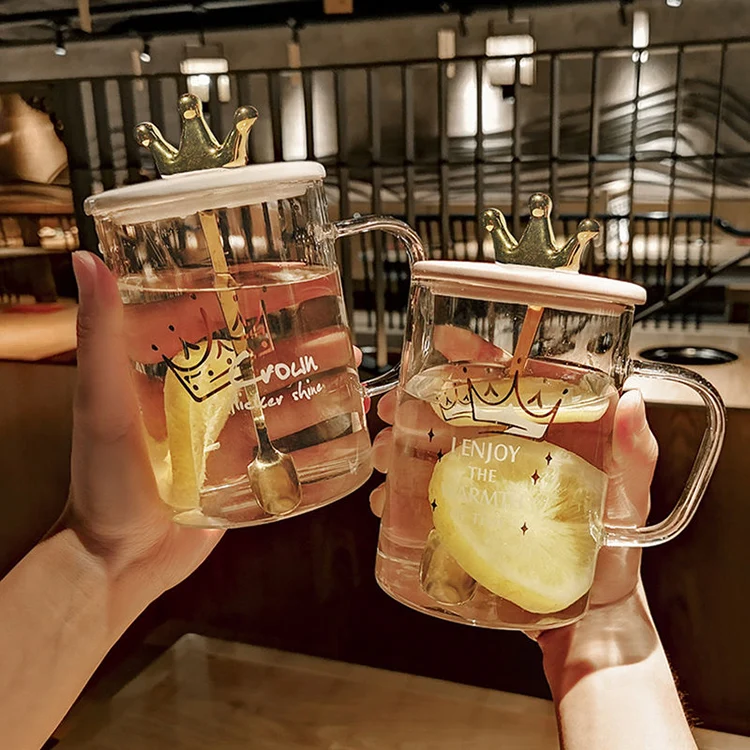 
 Современная стеклянная чашка с милым принтом и крышкой  