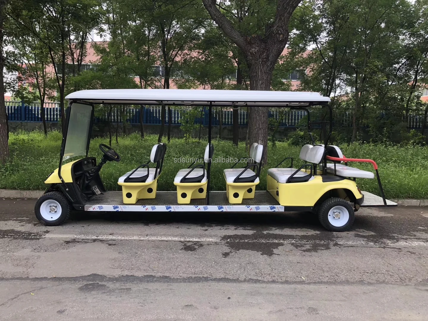 Affordable Club 2 4 6 Seater Chinese Electric Golf Cart Car for Sale 72V Lithium Custom Comfortable