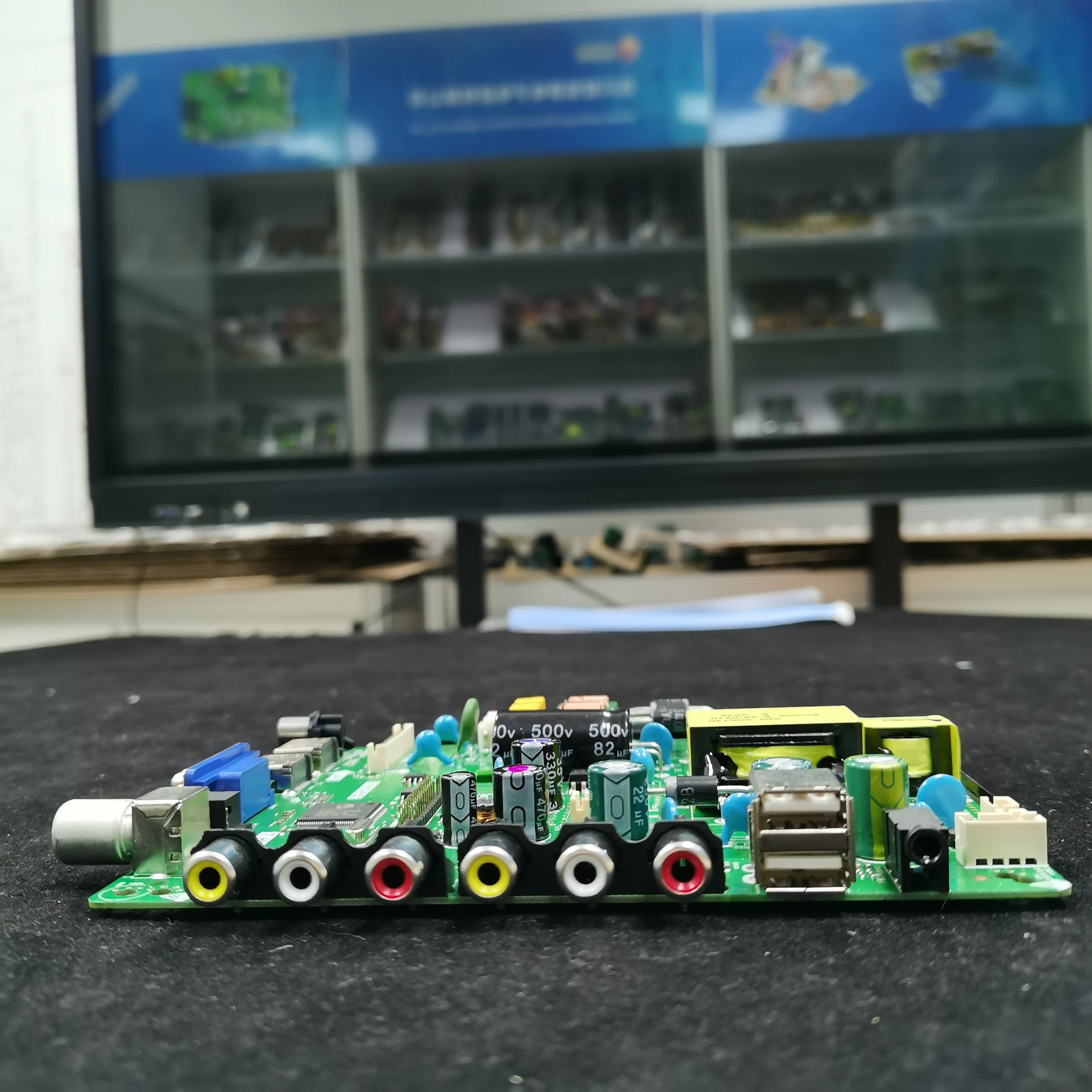 T.H11.801 high voltage 42 inches tv use 33-105V/45W  led tv mainboard universal