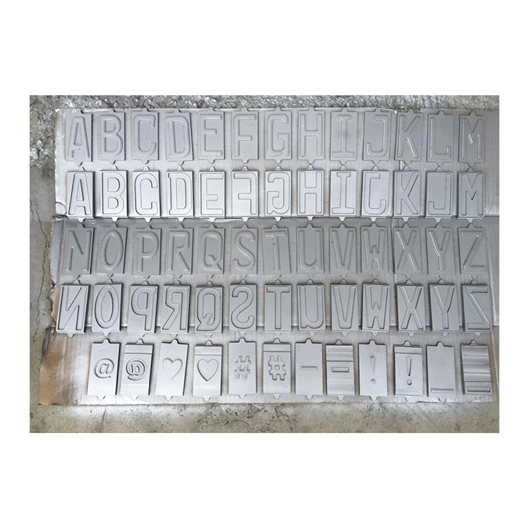 Станок для изготовления номерного знака стальная форма автомобиля