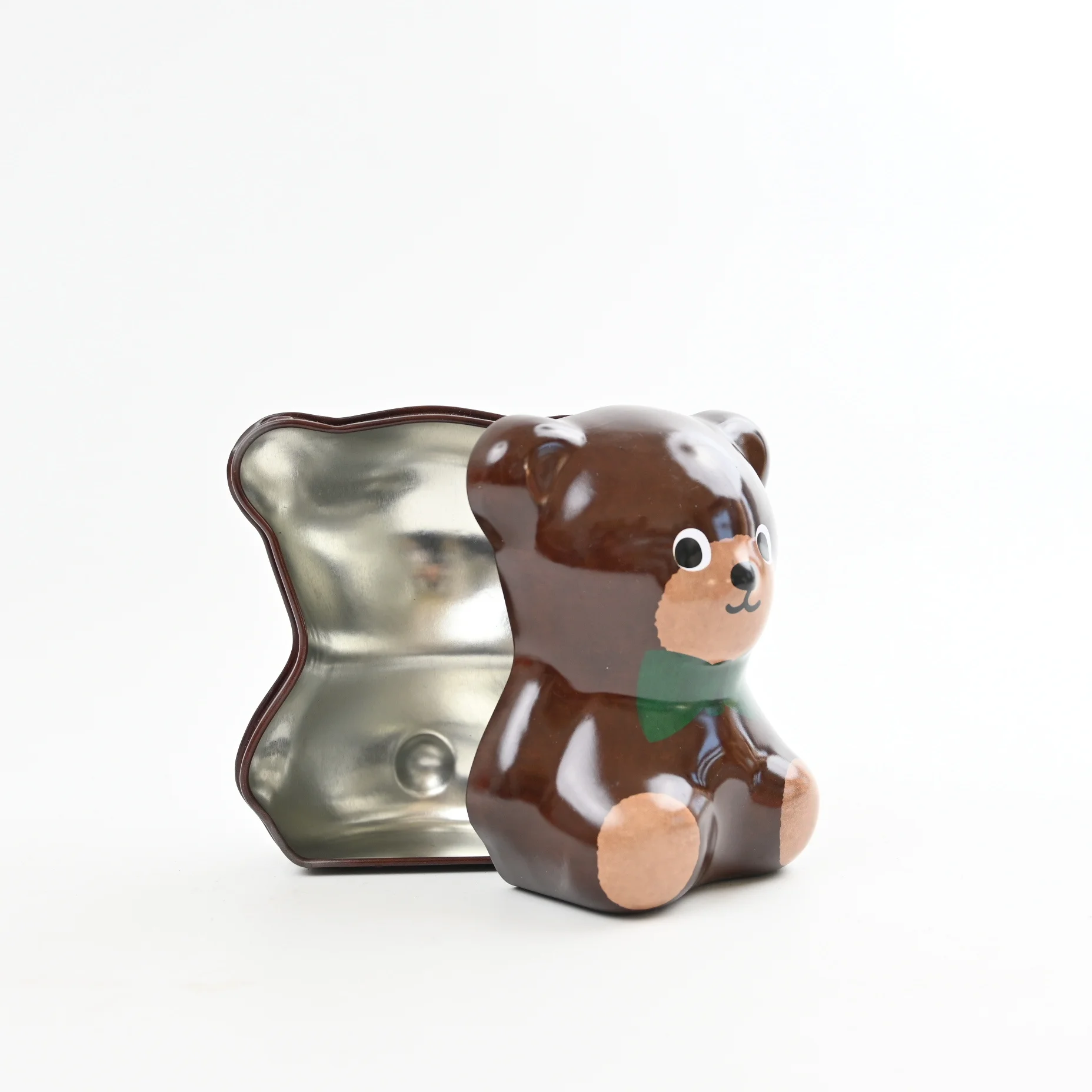 Creative wedding doll Candy box Candy box tinplate packaging box