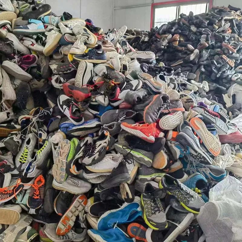 Unisex Used Basketball Shoes Height Increasing Feature Vibram Oxford Outsole TPR Insole Upper Autumn Plastic Lighted Design