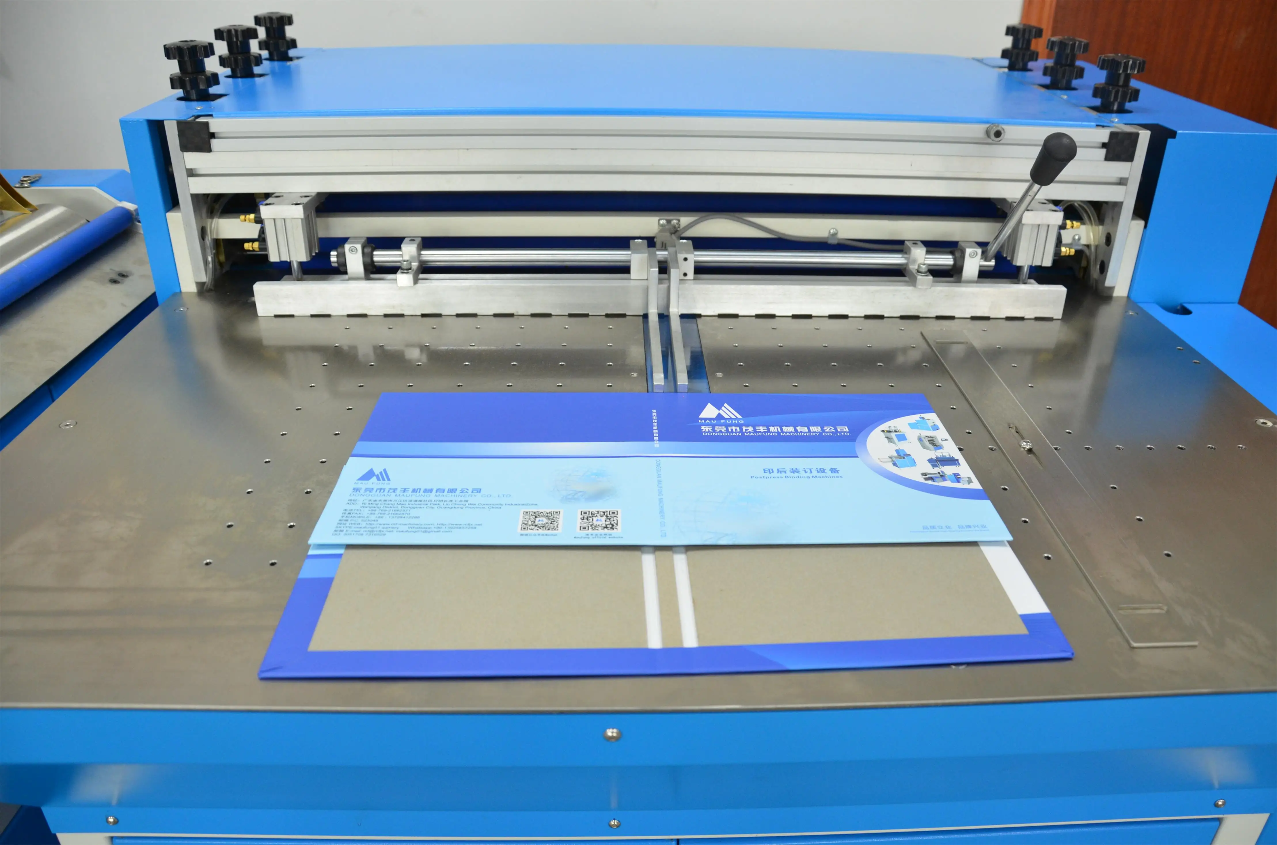 Gift Box Making Machine / Maufung MF-SCM500 Cover Making Machine ,Rigid Box Case Making Machine