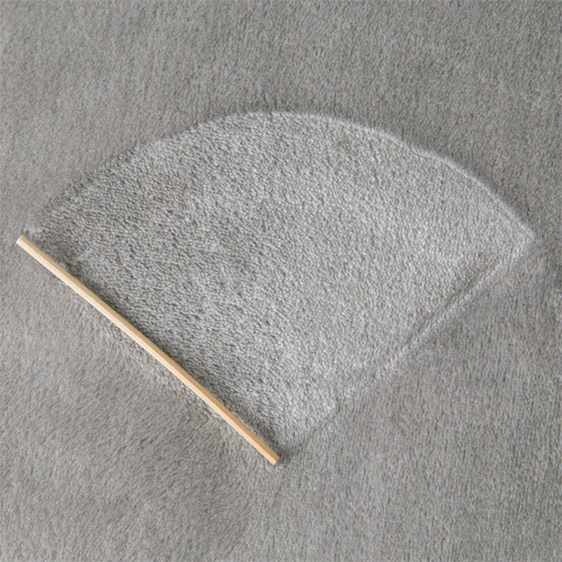 Mulan 100% Polyester Custom Solid Flannel Blanket 280GSM Fabric Textile Blanket With Pompom