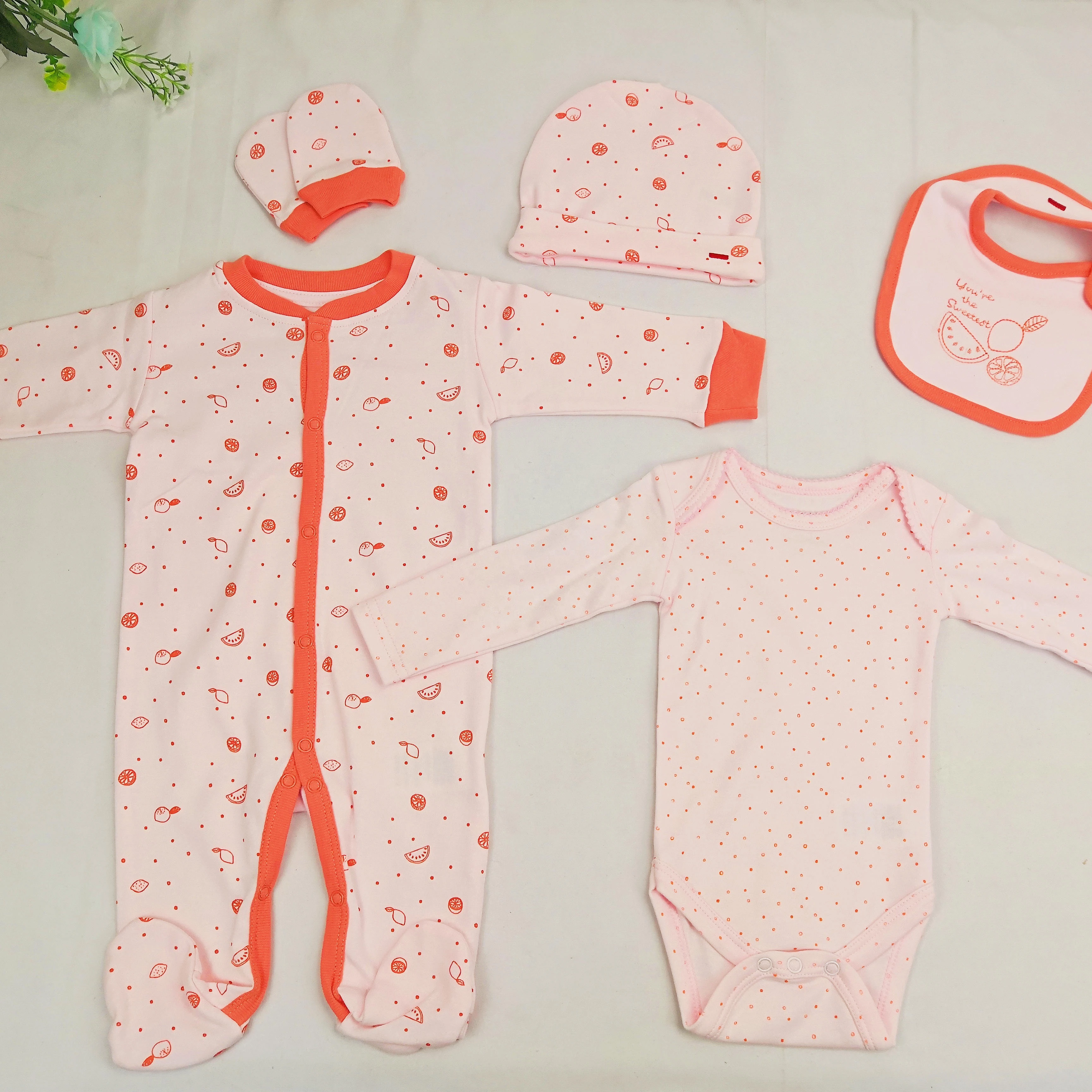 
Worsted 100% Cotton Long Sleeve Casual Comfortable five pieces baby suit 