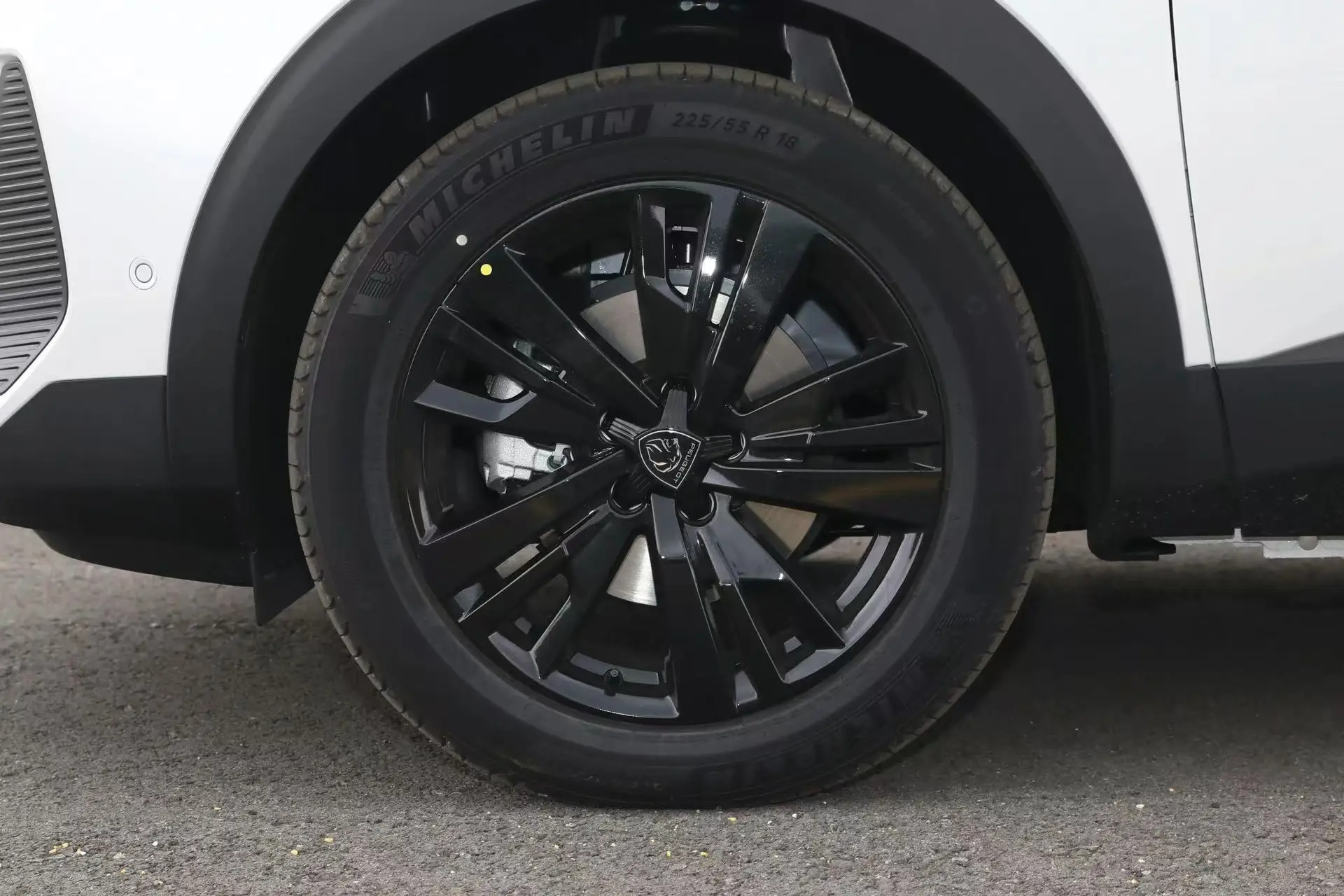 Новый автомобиль Peugeot 4008 2023 360THP новый из Китая