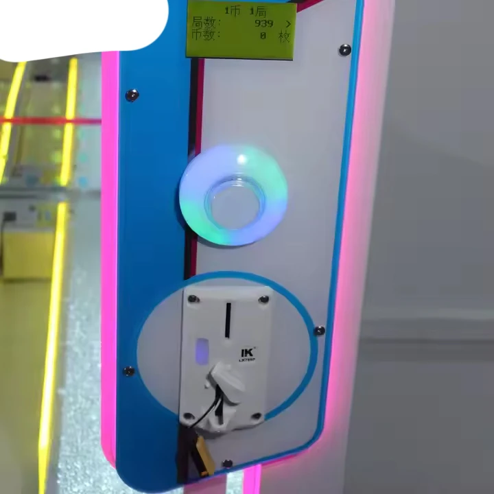 Internet celebrity doll machine clip scanning machine coin-catching doll grabbing snack game doll machine