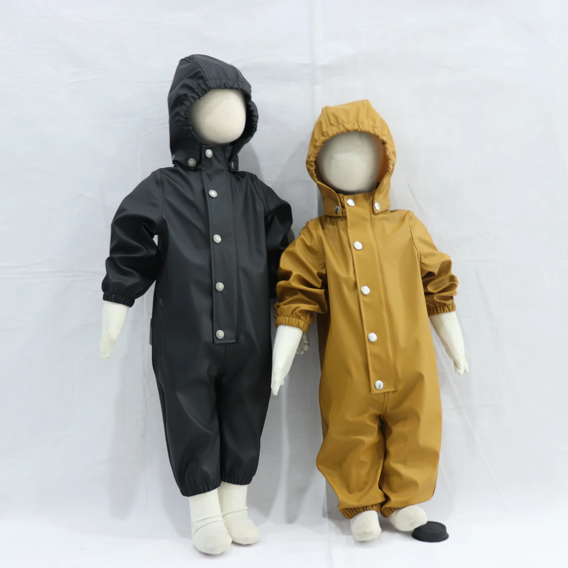 Amazon горячие продажи OEM изготовленный на заказ логотип желтый Универсальный Унисекс Детские OEKO-TEX100 эко цельнокроеный комбинезон allcoverбыл комбинезон плащ