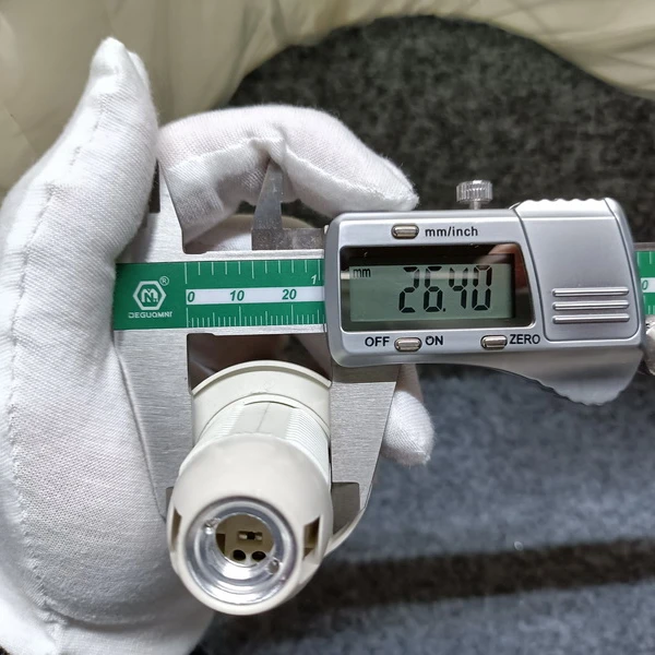 Служба проверки качества светодиодной крышки * стол проверки/контроль продукции Чжэцзян/услуги и контроля