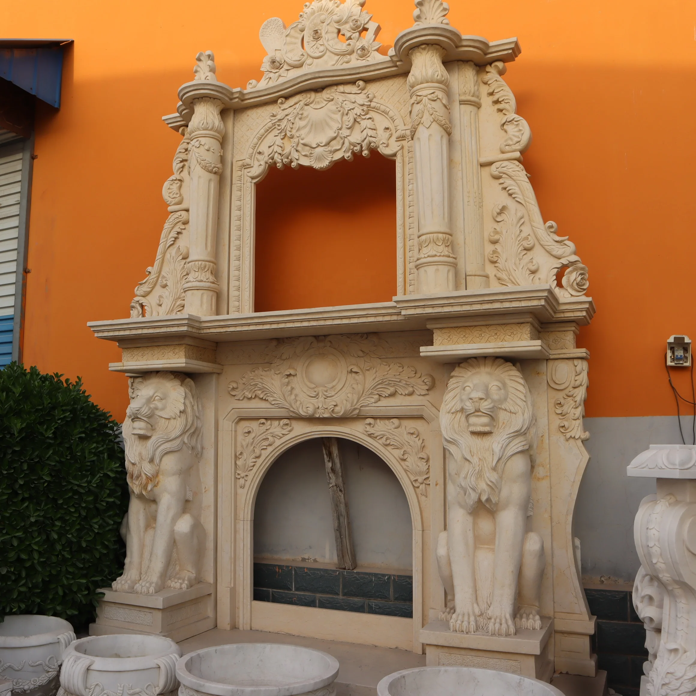 Indoor Decoration French Style Stone Lion Statues Large Marble Fireplace Mantels Surround