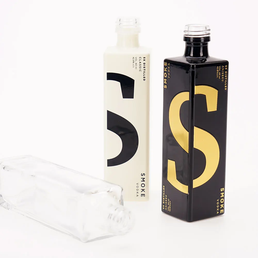 VISTA Wholesale Price Customized Vodka Whiskey Rum Wine Cube Bottle 60ml Square Bottle With Lids