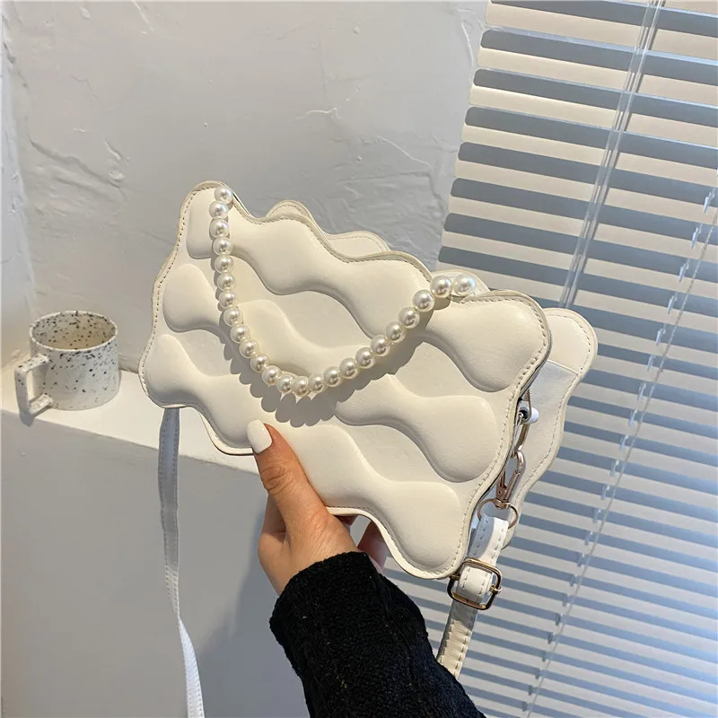 Pearl chain women hand bags 2021 new fashion Korean design candy color PU leather handbags shoulder bag