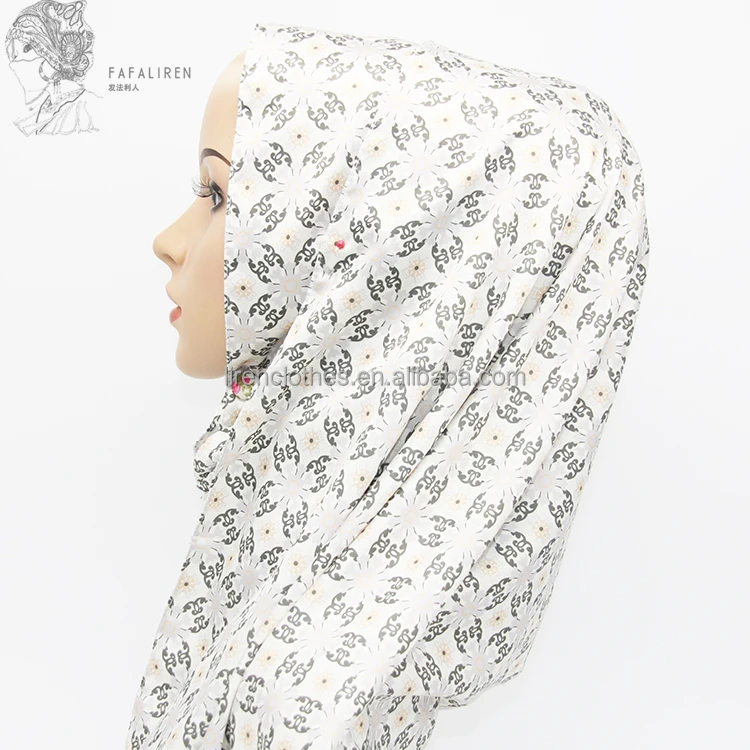 
2021 New foulard Hijab supplier long Scarf for Women Muslim Summer luxury islamic chiffon Printing satin Hijabs sorts of design 