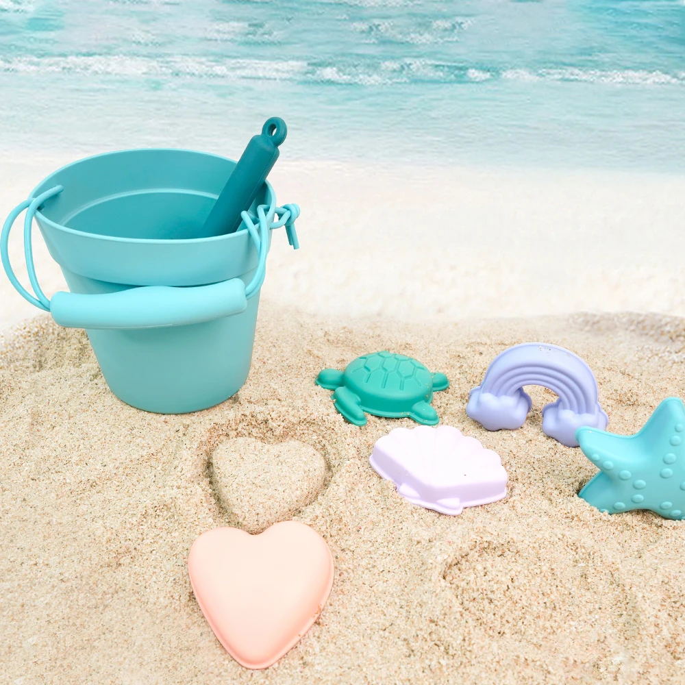 Wholesale beach toys kids outdoor seaside summer sand toy eco friendly bpa free silicone beach bucket toys set for kids