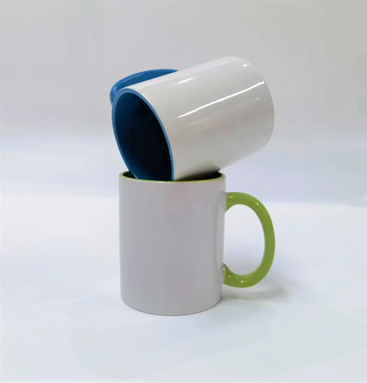 Wholesale Ceramic Dinnerware 11oz Porcelain Mugs Pure White Mugs With Color Inside For Hotel Home