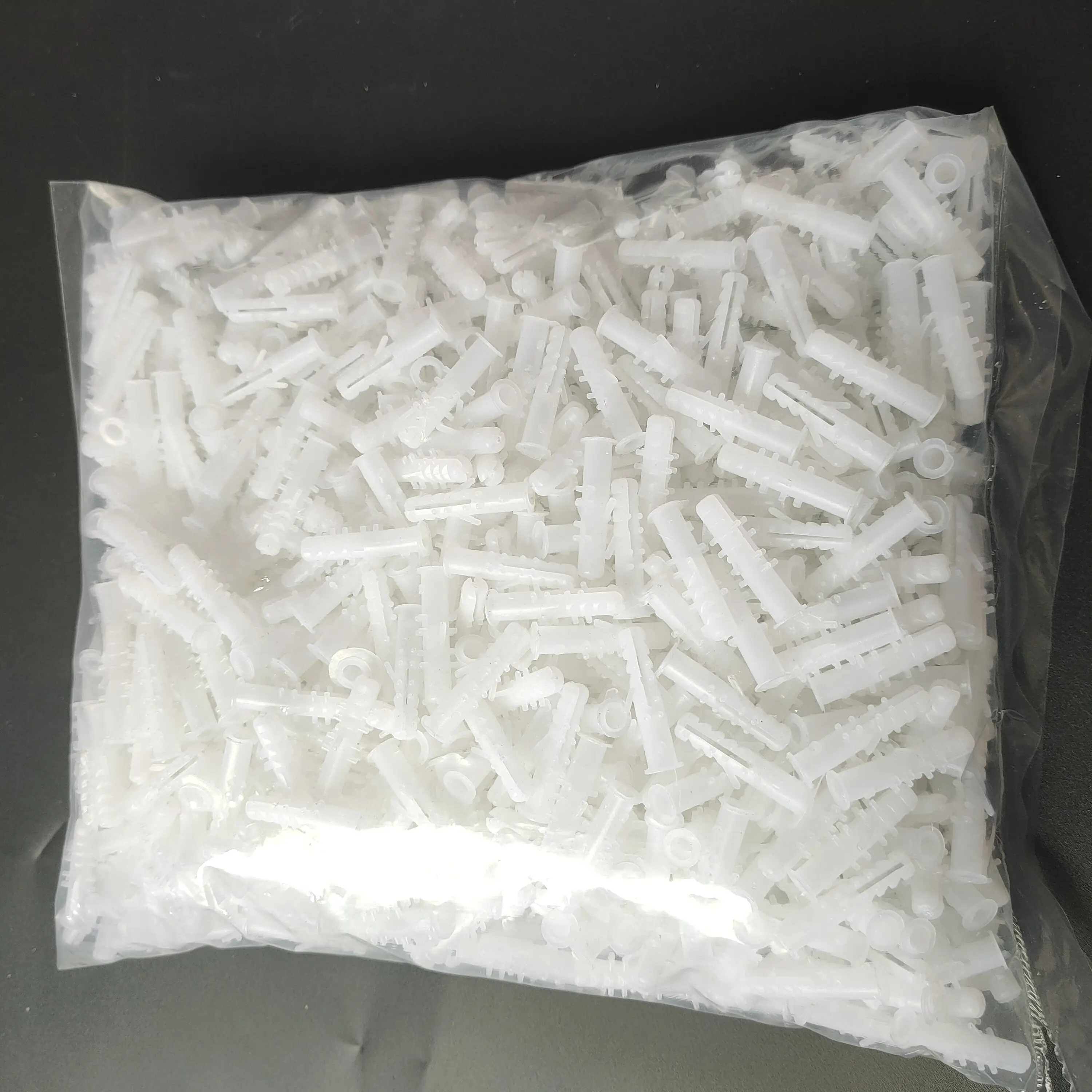 Supply Low Price Hot Selling Butterfly Wall Plug Nylon Anchors 66 Polyethylene Poly-toggles