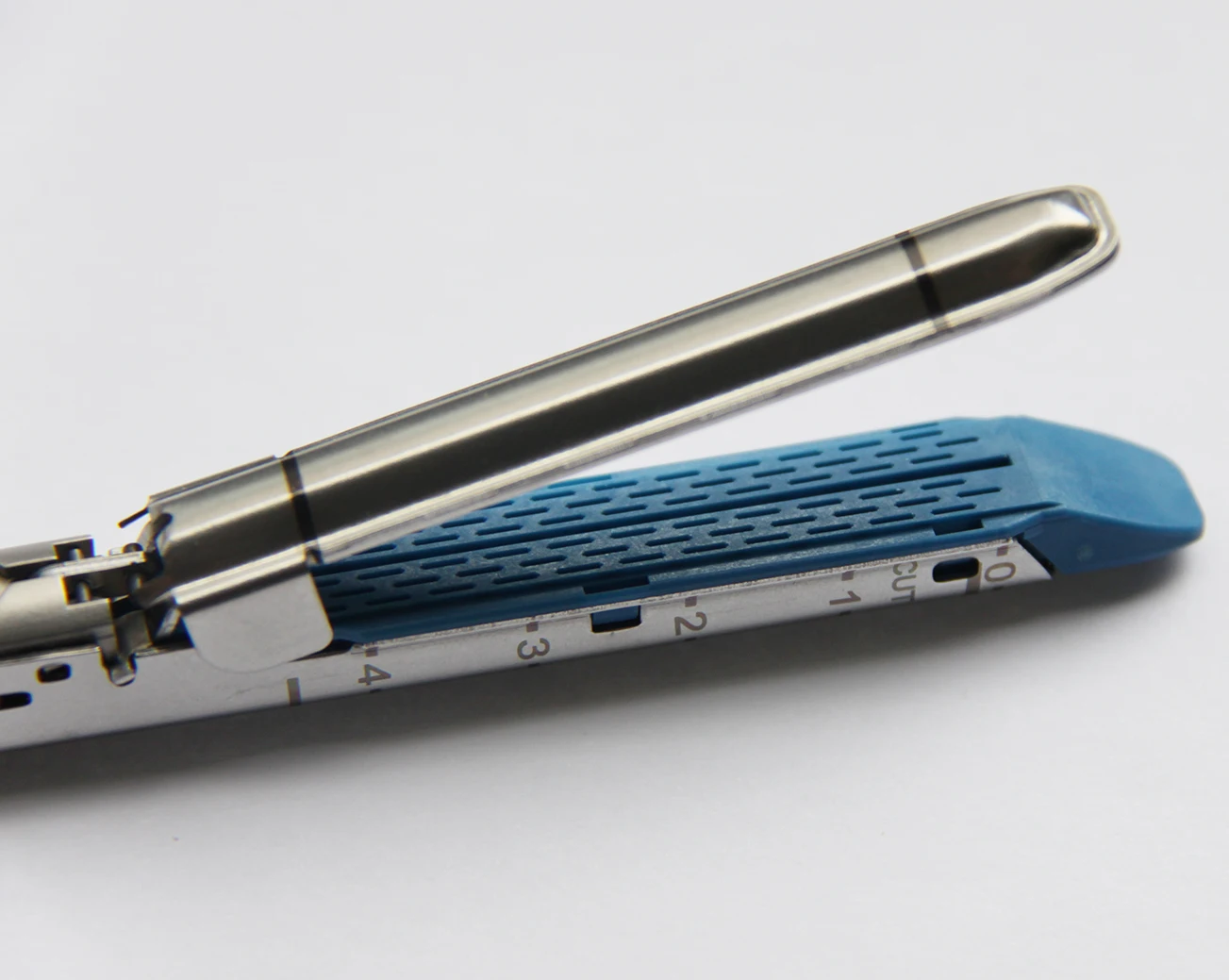 single use reloads for laparoscopic linear cutting endo stapler