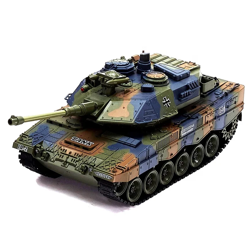 Масштаб 1:18, имитация вездеходного боевого танка 2,4G RC, игрушки с дистанционным управлением, стрельба и дым