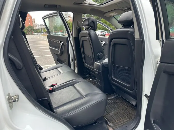 used cars chevrolet captiva 2010 3.2L AT 7 seat SUV, Cheap second hand vehicles for sale, shop for used cars