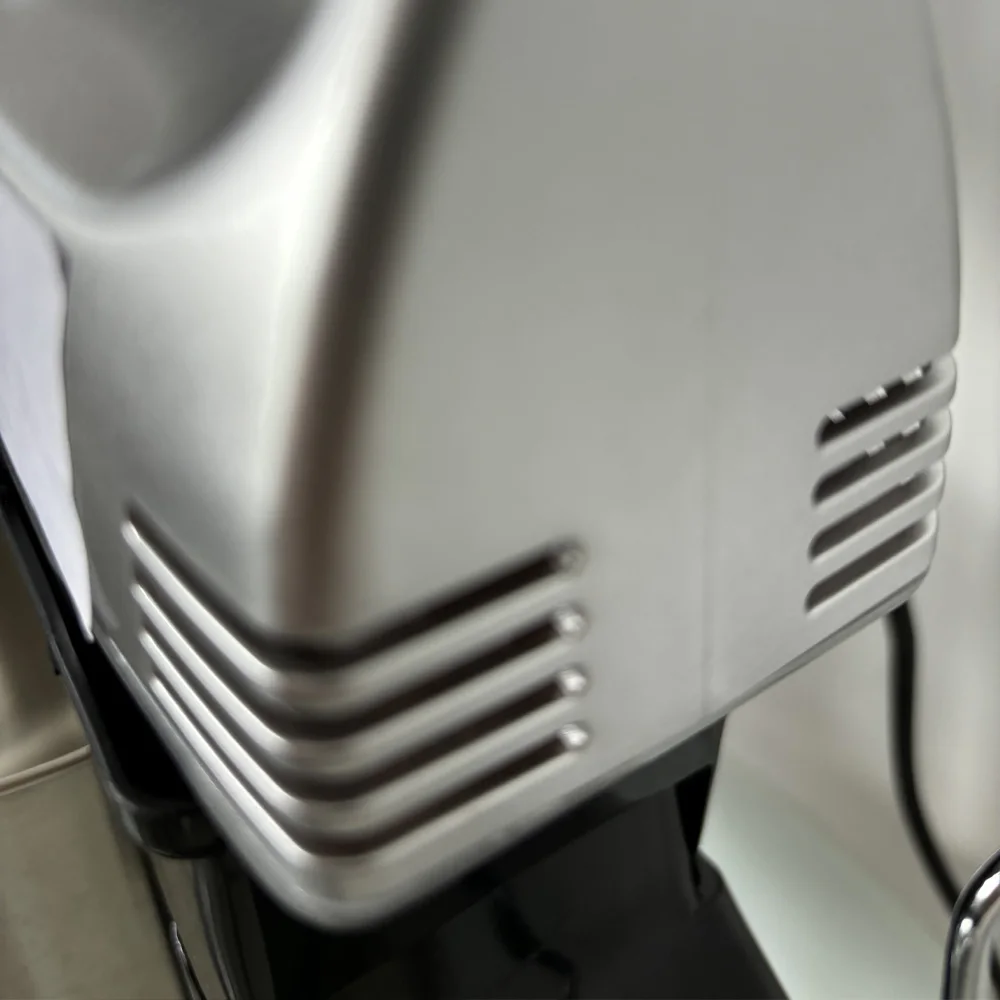 Kitchen Mixer Handheld Hotsale Powerful Household Electric Stand Mixer with Timer Setting Egg Whisk Dough Hook for Baking Cake