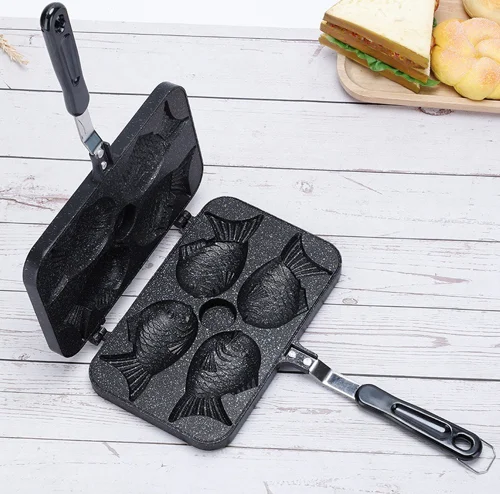 Hot Selling   Gas Cooker 4 Fish Mold Aluminum Alloy Non Stick Home Double Waffle Maker