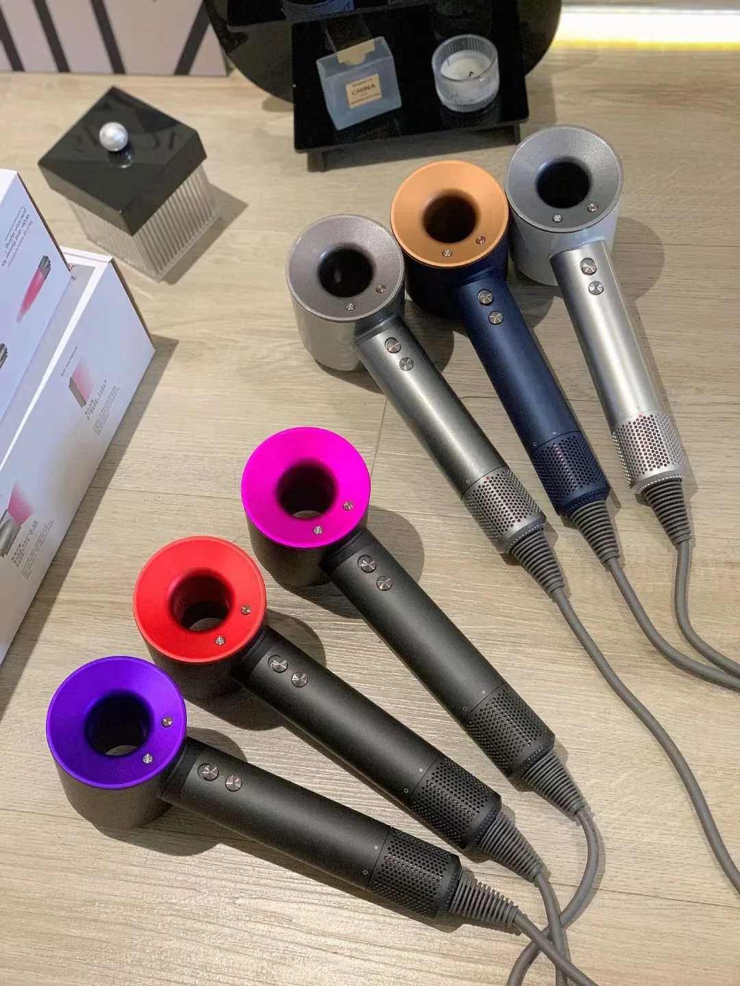 2024 Dy Hair son Dryer HD07 HD08 1600W hollow leafless hair dryer ionic hair straightener dryer styler brush with accessories