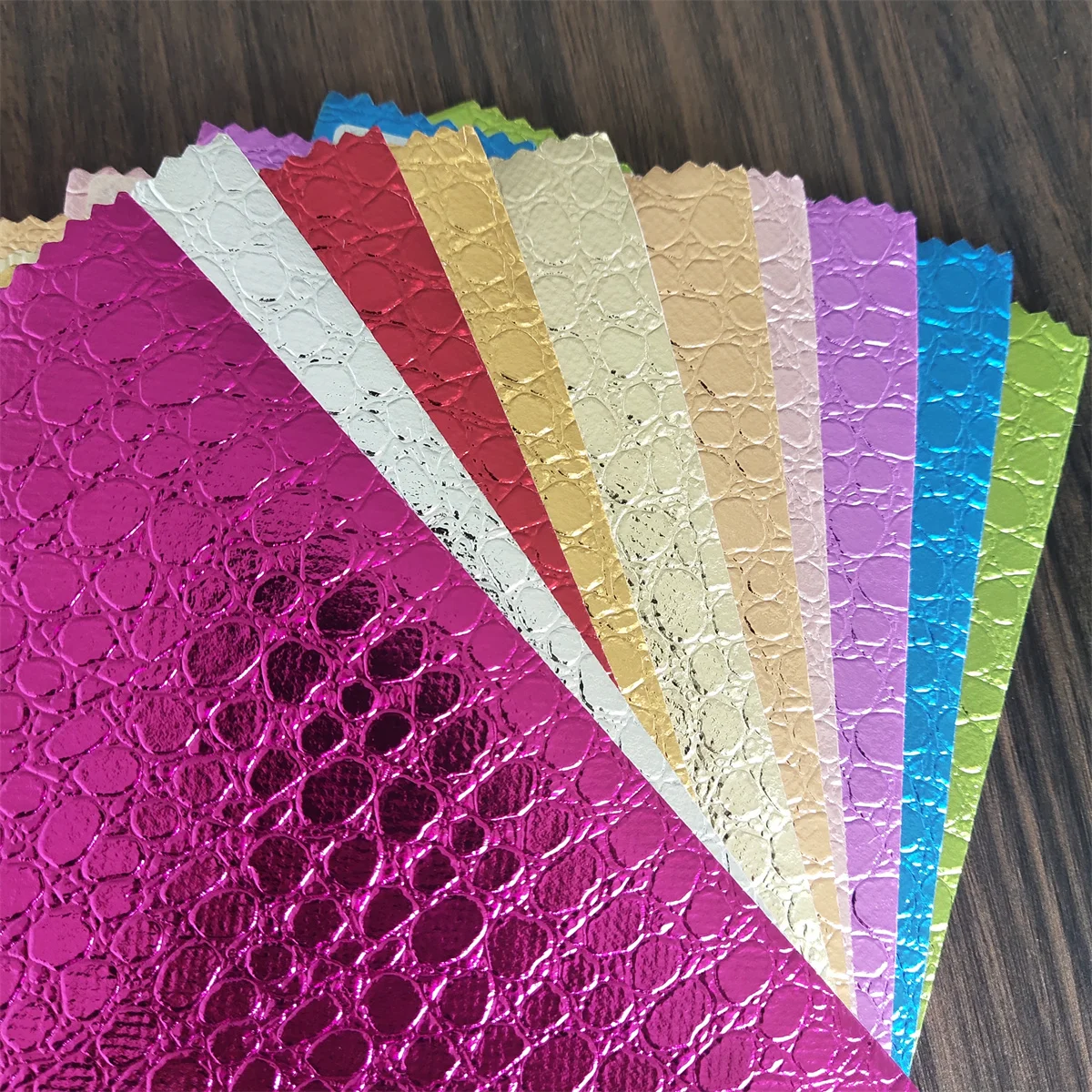 embossed laminated laser nonwoven polyester sms fabric vest shrink wrap plastic pe packing film heat bags