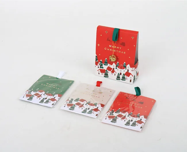 Wholesale Christmas Perfumes And Fragrances Classic Printing Scents Sachetsbag Paper Custom Logo Car Hanging Air Freshener