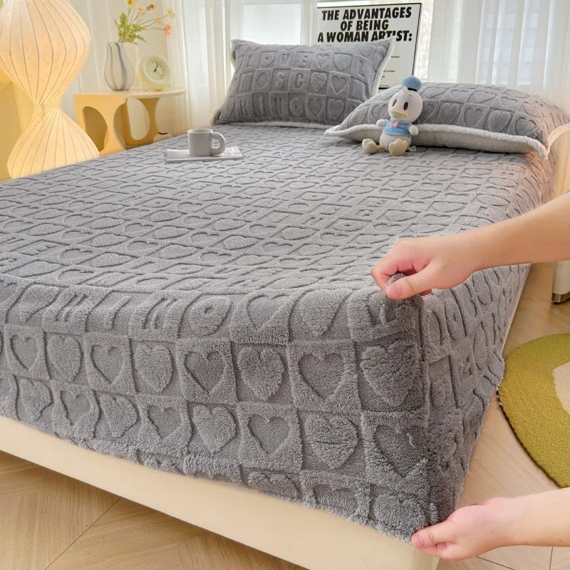 Thickened winter warm 3D flannel bed sheet mattress protective cover velvet fitted bedsheet