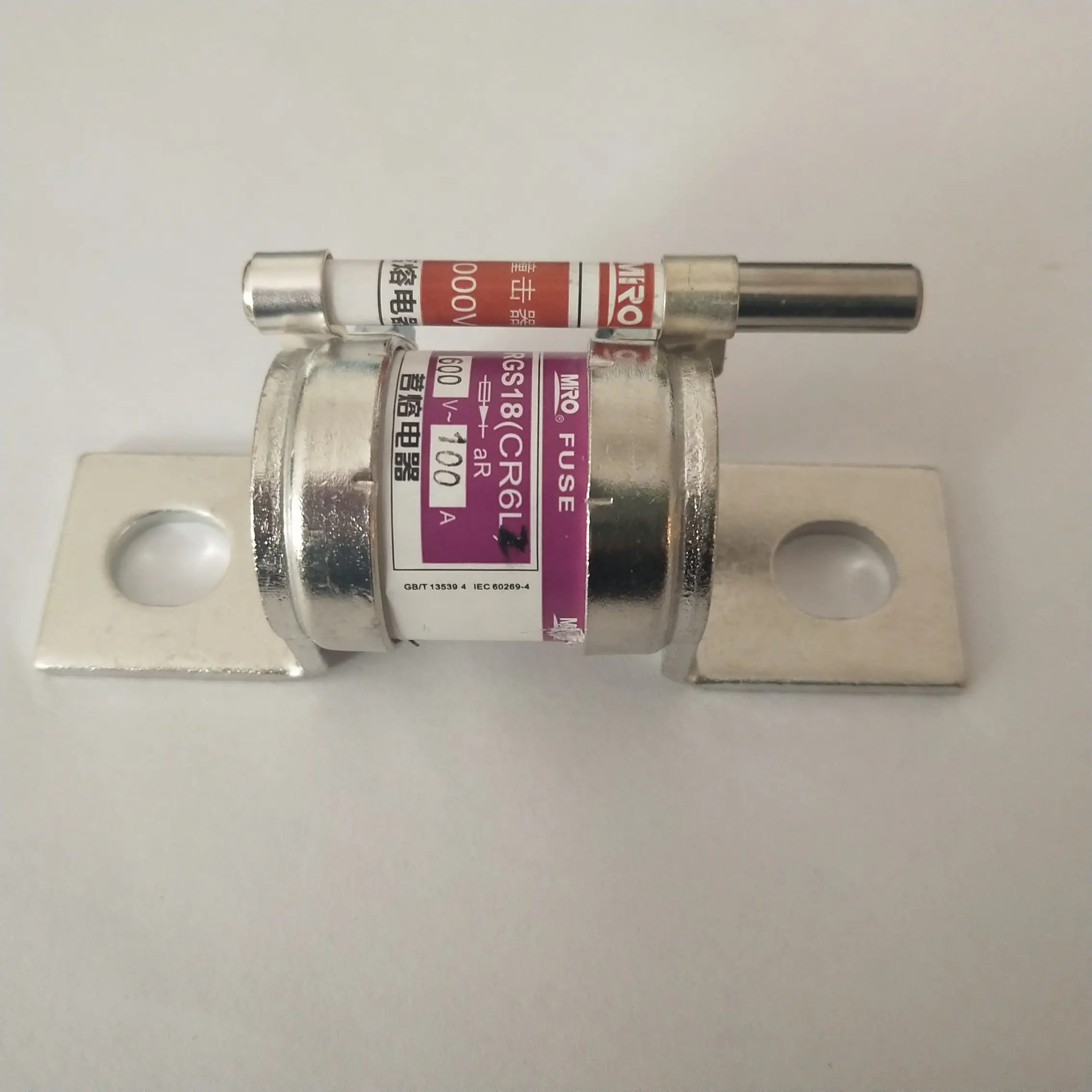 
Круглый трубный болт спиральный квадратный трубный предохранитель RS95M 500V 200A 