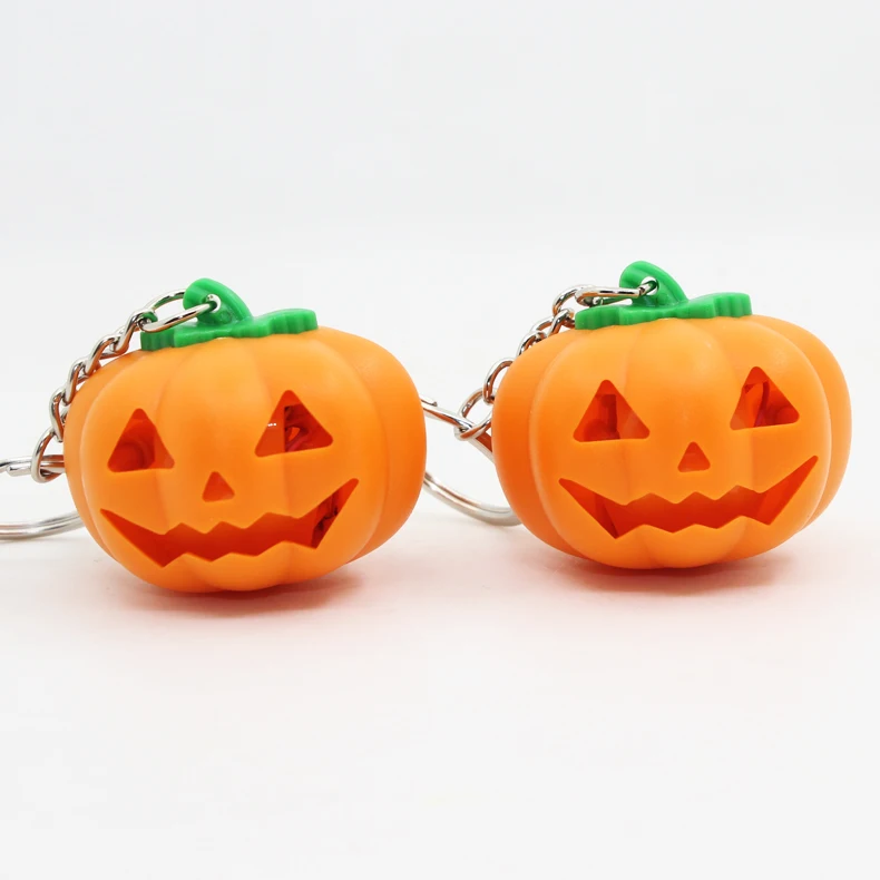 Newest lovely halloween pumpkin flashing LED sound keychain