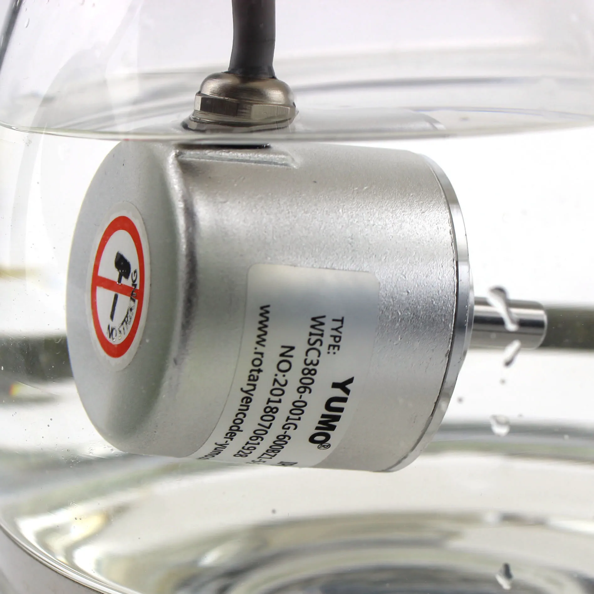 
WISC3806-001G-360-BZ1-5F IP65 Waterproof Solid Shaft Incremental Rotary Encoder 