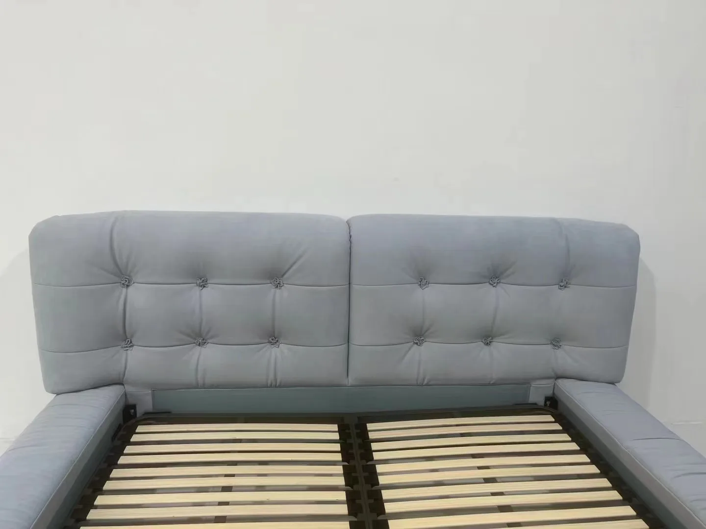 Deluxe bedroom furniture bed Three-proof technology cloth wabi-Sabi Bedroom floor bed Tatami queen bed Durable master bedroom