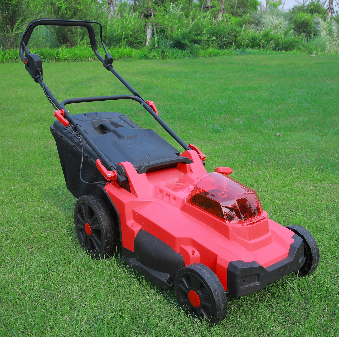 High Quality 40V Battery Cordlesss Lawn Mower stable wheels 370mm Mower